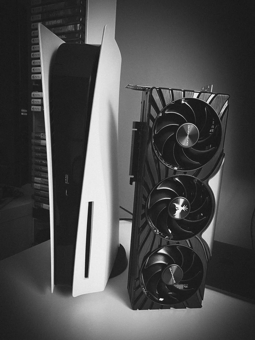 PS5 + RTX 5080
